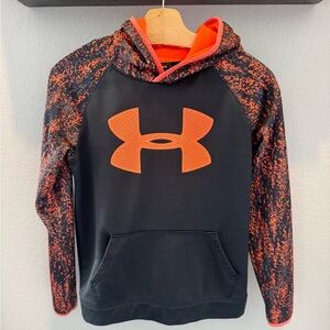 Youth large under Armour hoodie